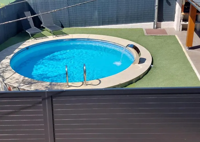 Casa Con Piscina Climatizada Y Barbacoa Nyaraló Freixido